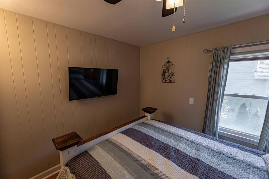 The Cardinal Nest A Cozy Cottage On Main St Saint Charles المظهر الخارجي الصورة
